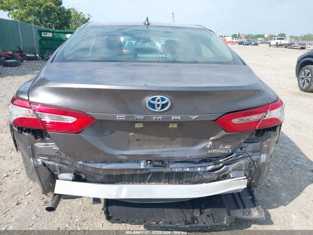 2020 TOYOTA CAMRY LE HYBRID 6