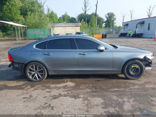 2018 VOLVO S90 T6 MOMENTUM 14