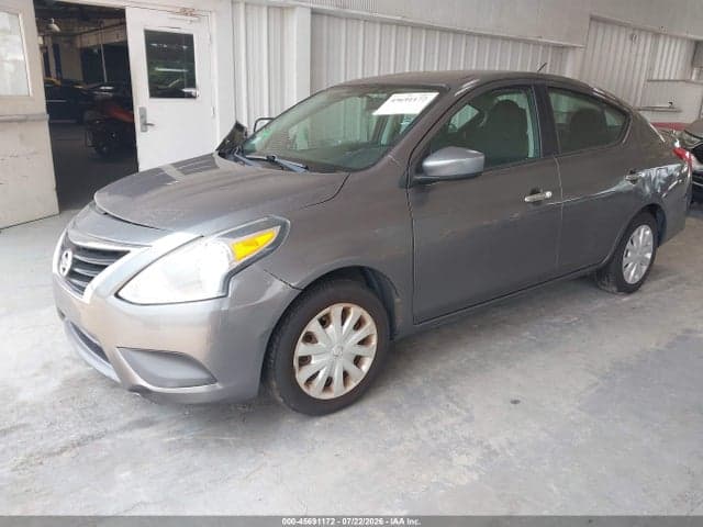 2017 NISSAN VERSA 1.6 SV 2