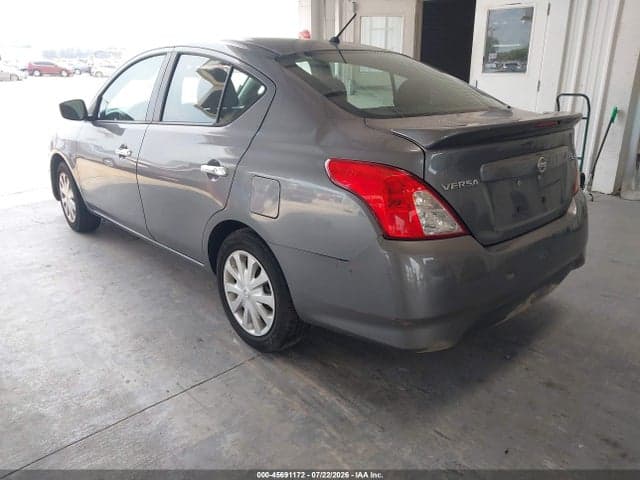 2017 NISSAN VERSA 1.6 SV 3