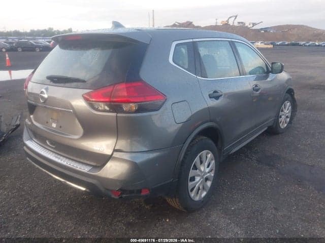 2017 NISSAN ROGUE S 4