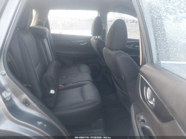 2017 NISSAN ROGUE S 8