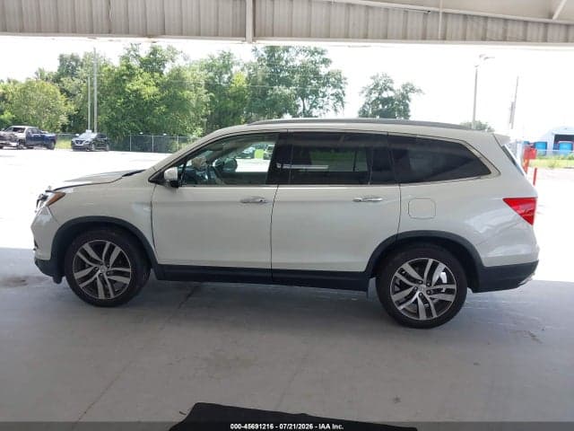 2017 HONDA PILOT TOURING 15