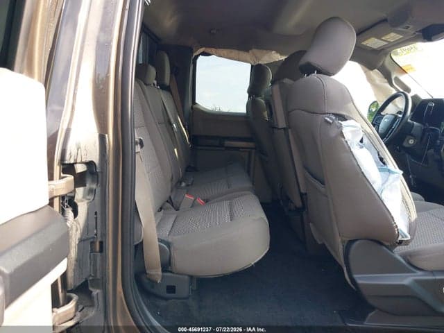 2017 FORD F-150 XLT 8
