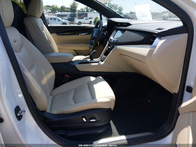 2017 CADILLAC XT5 STANDARD 5