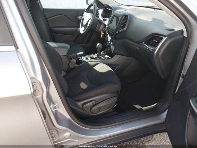 2019 JEEP CHEROKEE LATITUDE 4X4 5