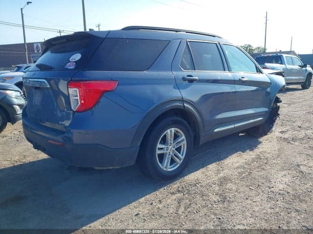 2021 FORD EXPLORER XLT 4
