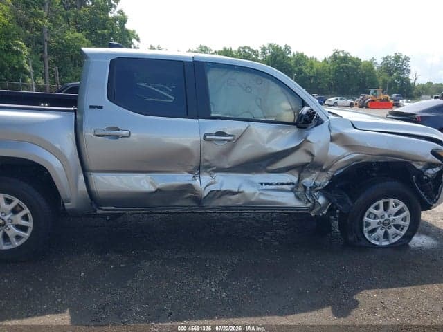 2024 TOYOTA TACOMA SR5 6
