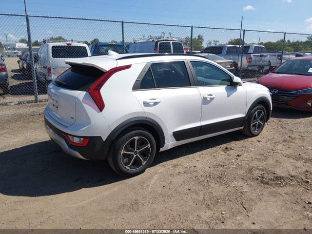 2024 KIA NIRO LX 4