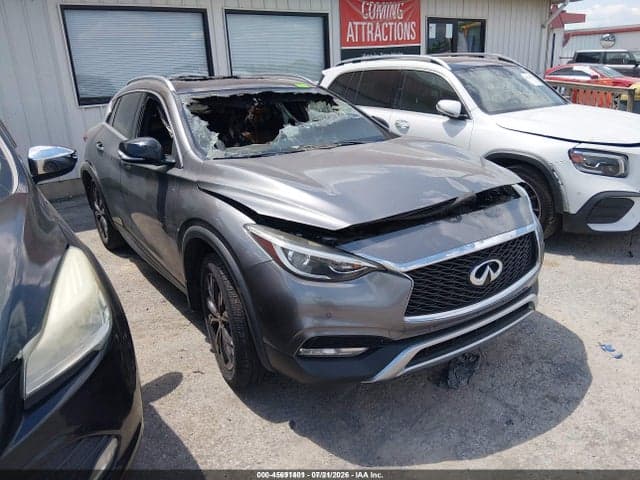 2017 INFINITI QX30 PREMIUM 1
