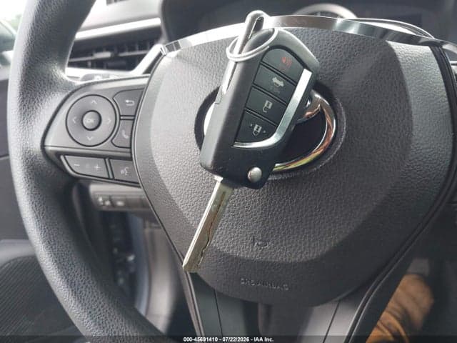 2021 TOYOTA COROLLA LE 11