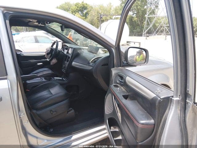 2019 DODGE GRAND CARAVAN GT 5