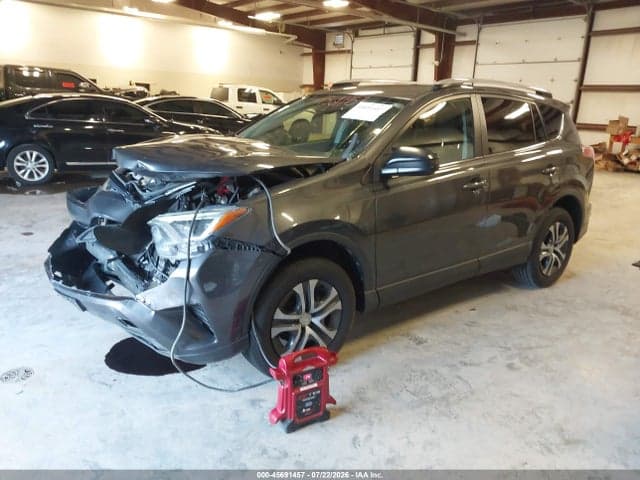 2018 TOYOTA RAV4 LE 2