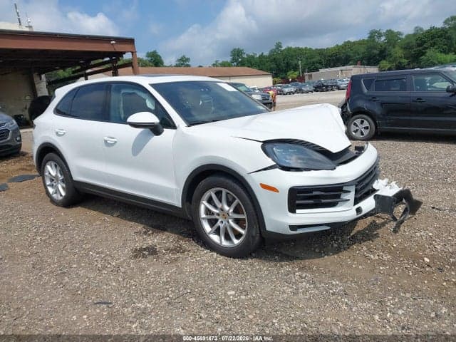 2024 PORSCHE CAYENNE - 1