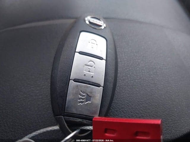 2017 NISSAN VERSA NOTE SL 11