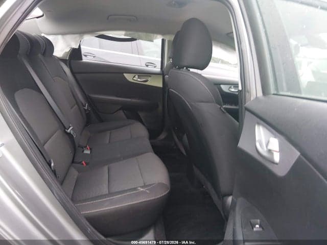 2024 KIA FORTE LXS 8