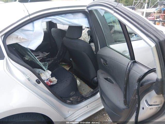 2025 TOYOTA COROLLA LE 8