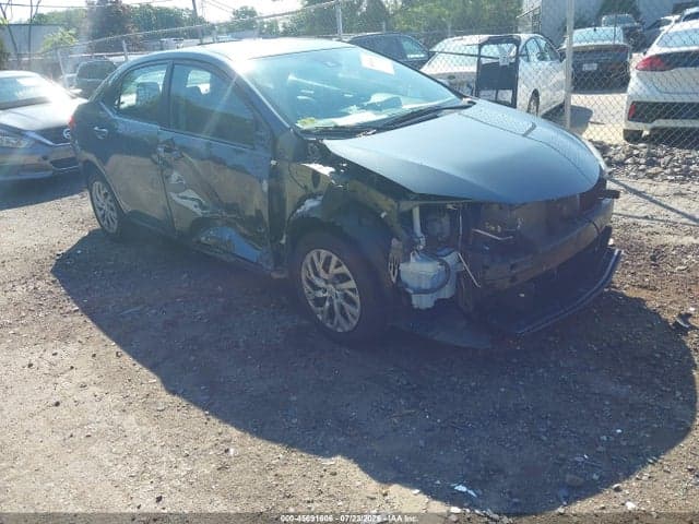 2017 TOYOTA COROLLA LE 1