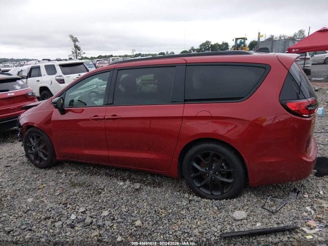 2026 CHRYSLER PACIFICA LIMITED 15