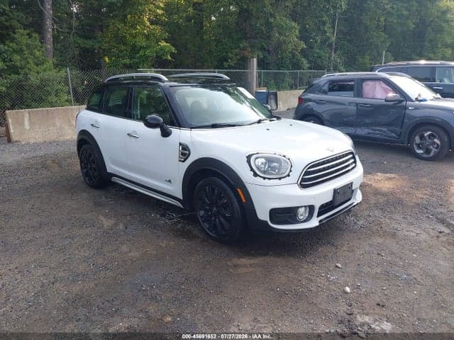 2019 MINI COUNTRYMAN COOPER 1