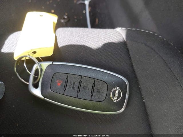 2024 NISSAN SENTRA SV XTRONIC CVT 11