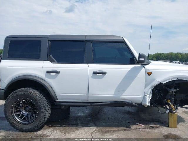 2024 FORD BRONCO BADLANDS 13