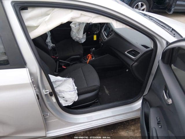 2019 HYUNDAI ACCENT SE 5