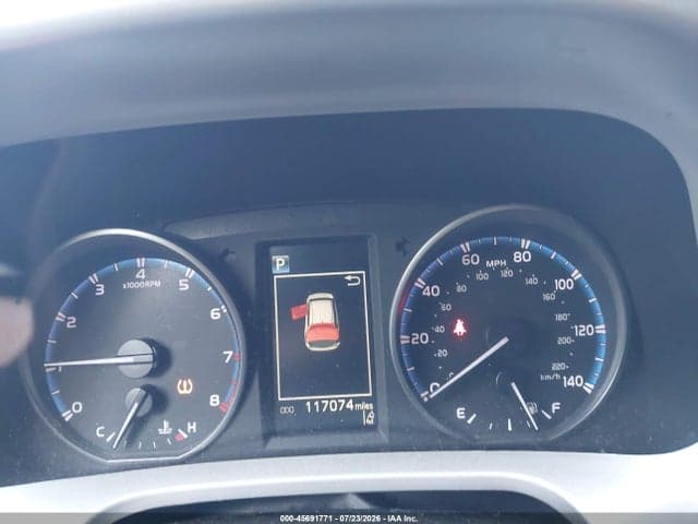 2017 TOYOTA RAV4 LE 7