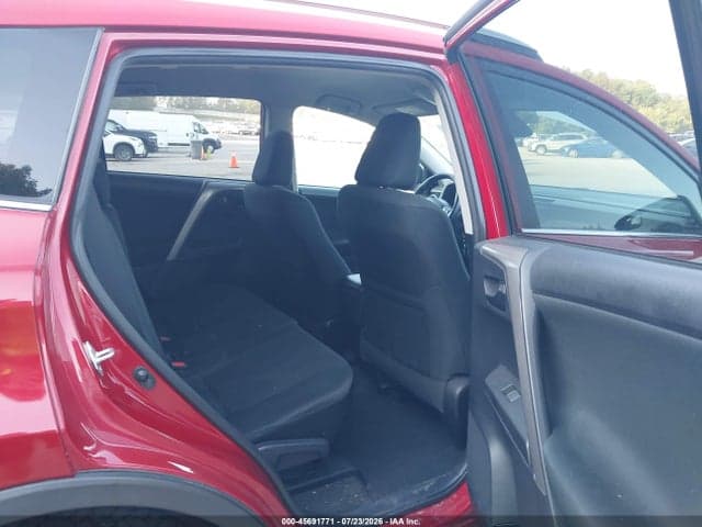 2017 TOYOTA RAV4 LE 8