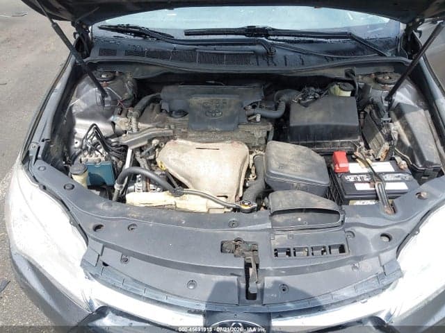 2017 TOYOTA CAMRY SE 11