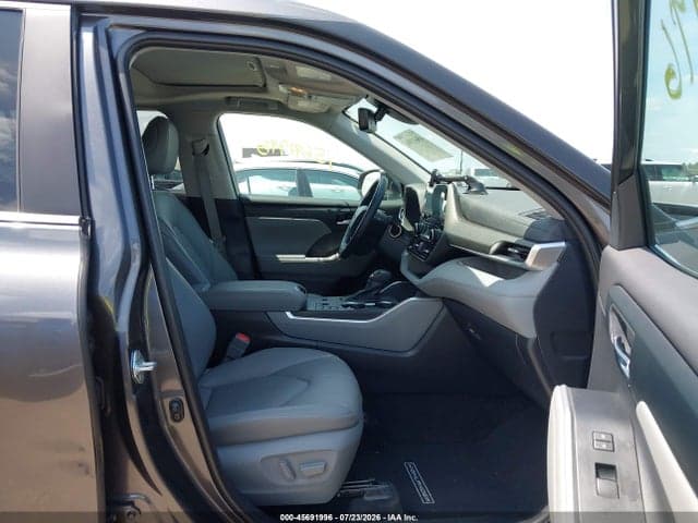 2024 TOYOTA HIGHLANDER HYBRID XLE 5