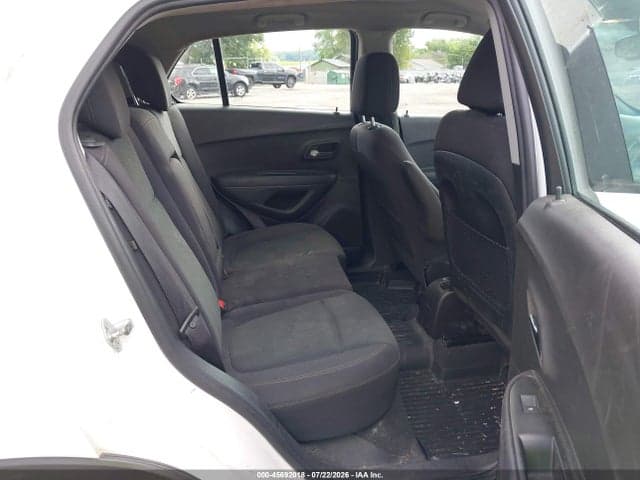 2017 CHEVROLET TRAX LS 8