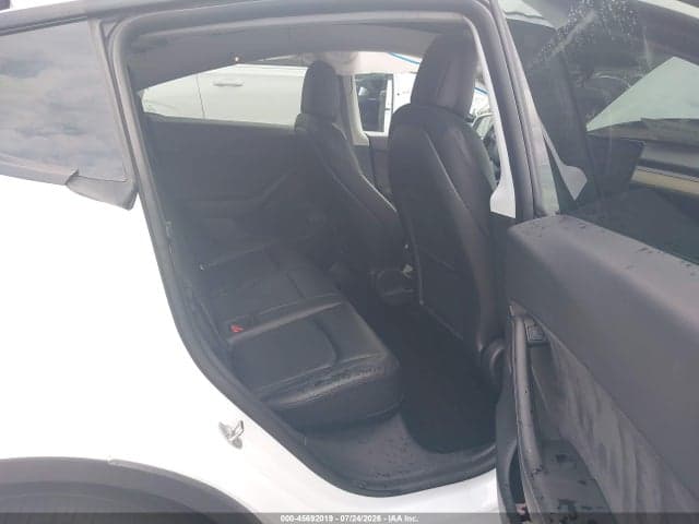 2022 TESLA MODEL Y LONG RANGE DUAL MOTOR ALL-WHEEL DRIVE 8