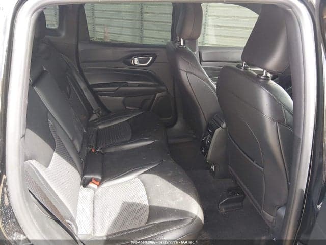 2026 JEEP COMPASS LATITUDE 8