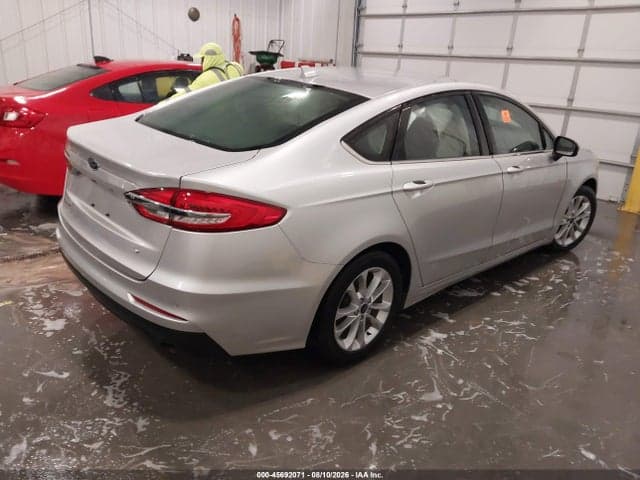 2019 FORD FUSION SE 4