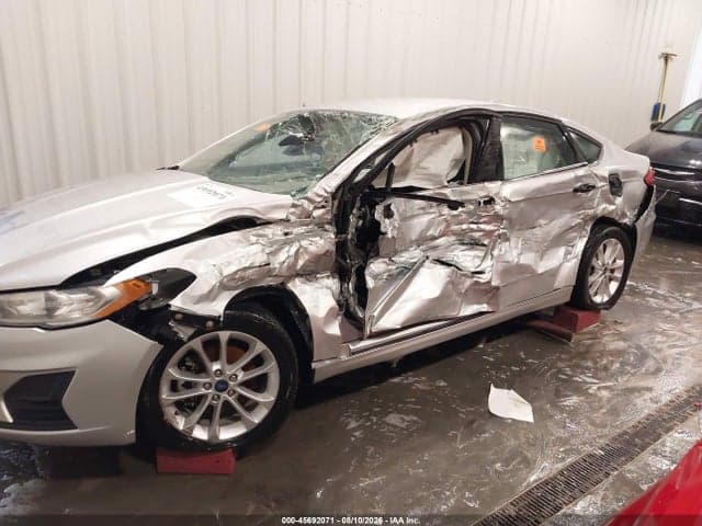 2019 FORD FUSION SE 6
