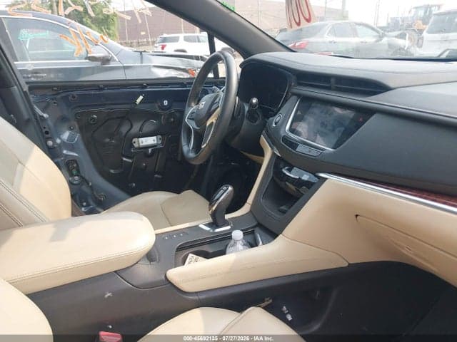 2018 CADILLAC XT5 LUXURY 5
