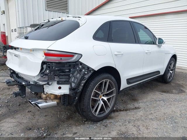 2023 PORSCHE MACAN T 4