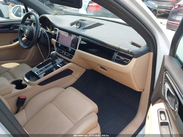 2023 PORSCHE MACAN T 5