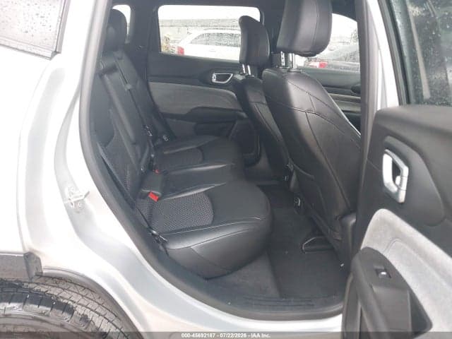 2025 JEEP COMPASS LATITUDE 4X4 8