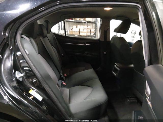 2018 TOYOTA CAMRY L/LE/XLE/SE/XSE 8