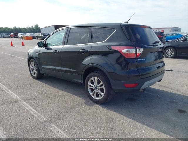 2017 FORD ESCAPE SE 3