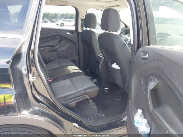 2017 FORD ESCAPE SE 8