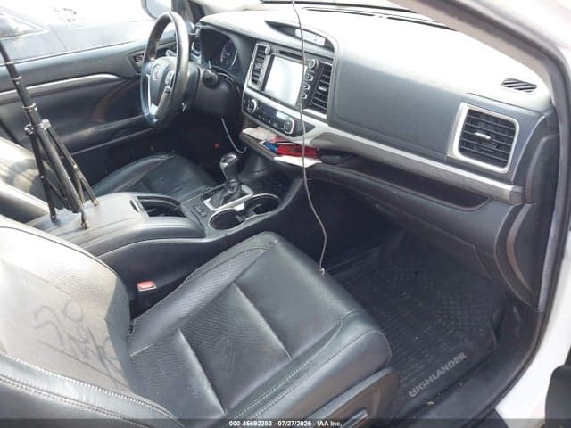 2019 TOYOTA HIGHLANDER LIMITED 5