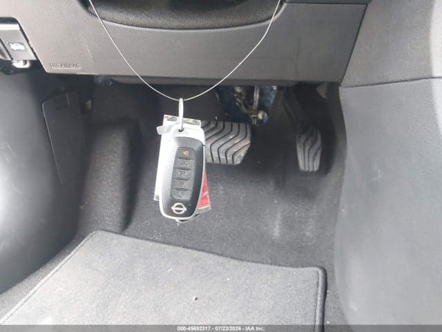 2025 NISSAN VERSA 1.6 SR 11