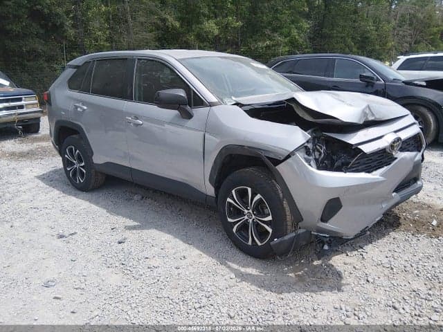 2022 TOYOTA RAV4 LE 1