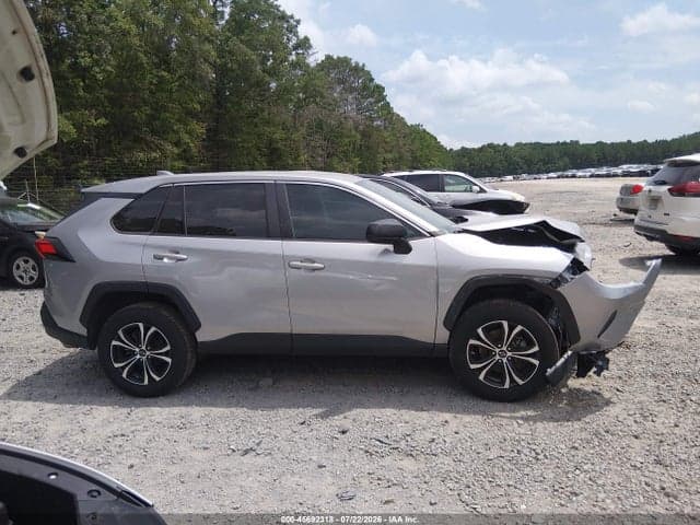 2022 TOYOTA RAV4 LE 14