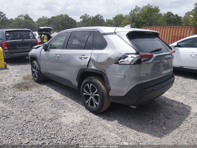 2022 TOYOTA RAV4 LE 3