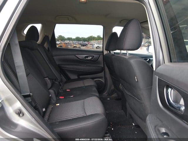 2019 NISSAN ROGUE SV 8