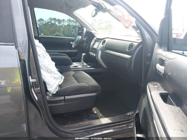 2018 TOYOTA TUNDRA SR5 5.7L V8 5